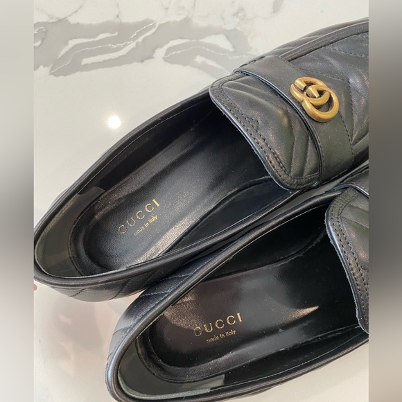 Gucci Women's Quilted Slip On chevron Loafers black size 39.5 used twice - Picture 4 of 7
